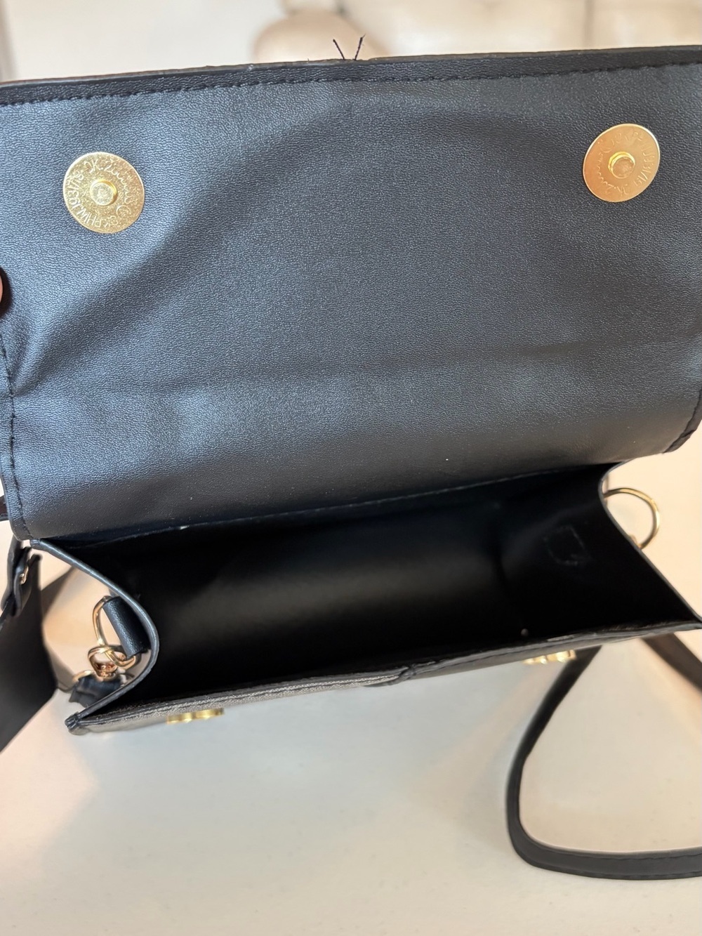 Color Block Crossbody Handbag. - Picture 7 of 8